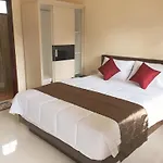 Pineapple House